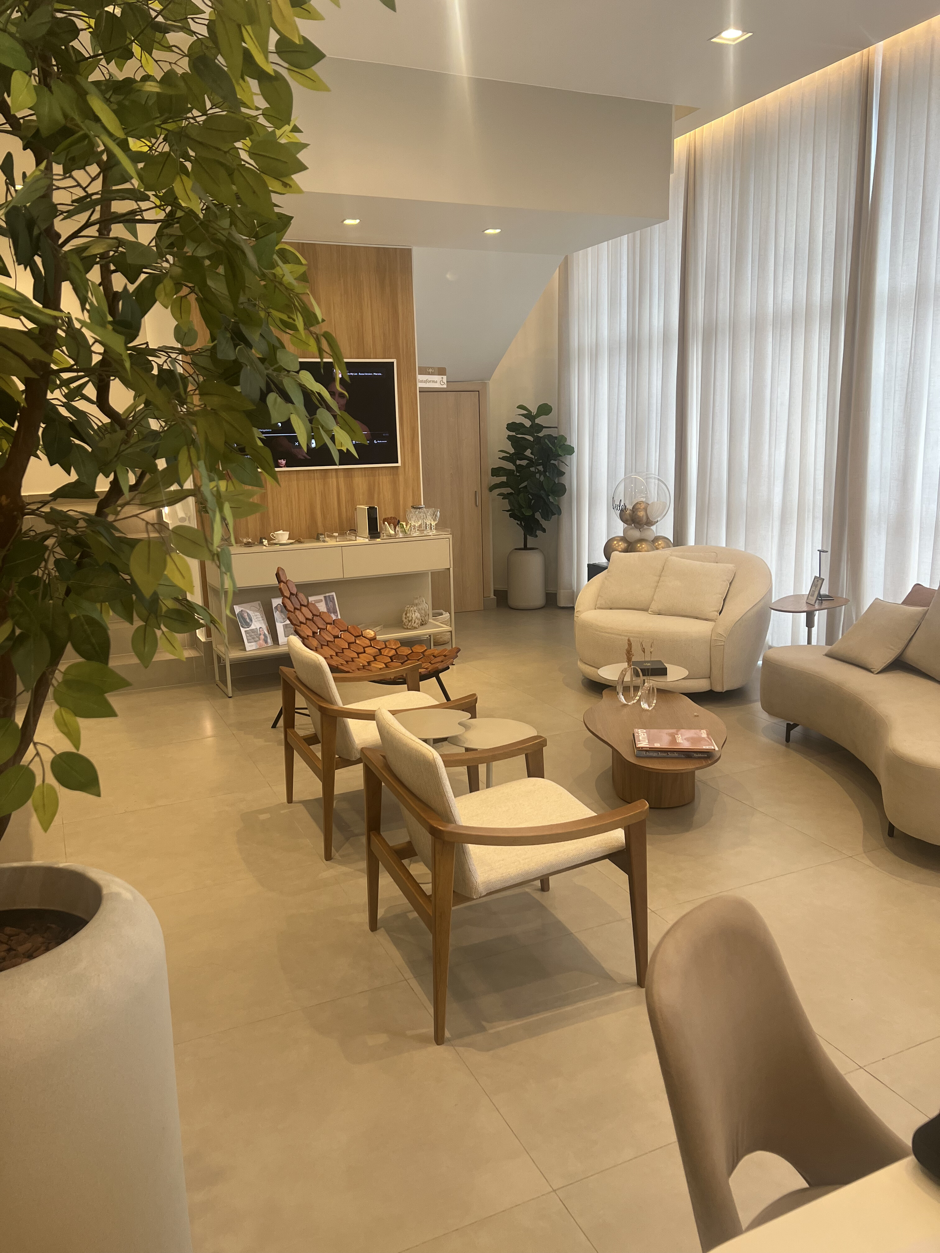 Recepção da Clínica L'ECLER em Bragança Paulista